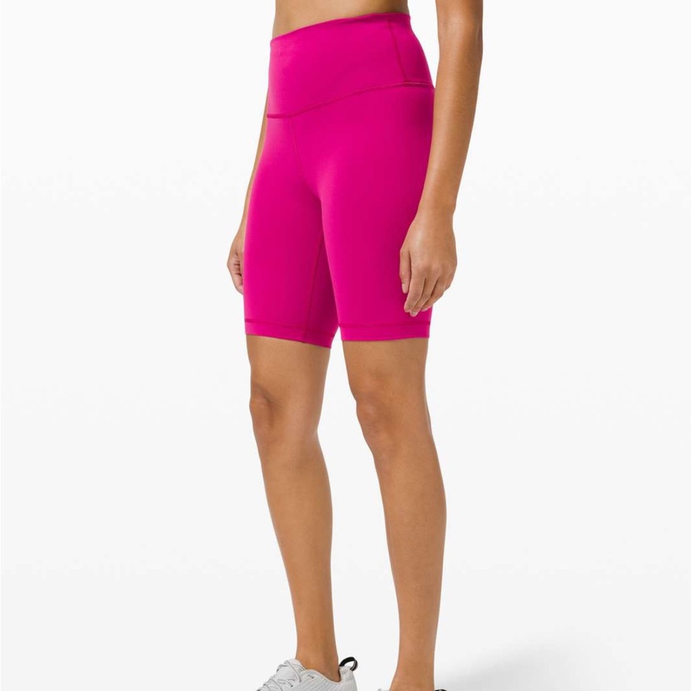 lululemon Wunder Train High Rise Shorts - Ripened Raspberry size 8
